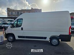 Peugeot BOXER ANNO 2020 L2H2