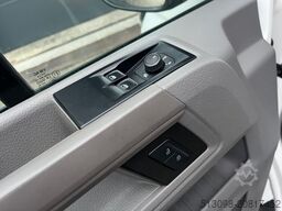 VOLKSWAGEN CRAFTER 2,0 TDI 4 MOTION KAMERA KLIMA AHK RAMPE