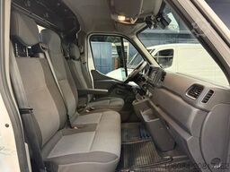 RENAULT Master Kasten L2H2 Klima Tempomat Navi RCAM AHK