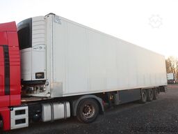 Schmitz Cargobull SKO 24 Doppelstock Trennwand Carrier Vector 1950