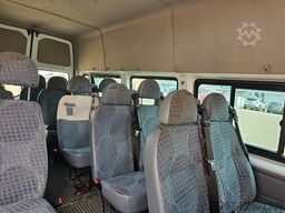 FORD Transit Trend 17 Sitzer