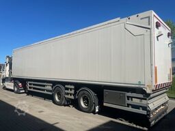 DAF 85.460 + Kraker Waalking Floor/Kran