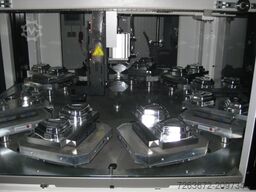 DMG MORI DMU 70 mit Erowa 10fach Wechsler