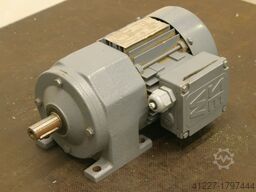 SEW-EURODRIVE R32DT71D8