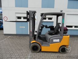 Jungheinrich TFG 320 - Freihub - weiße Reifen