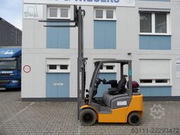 Jungheinrich TFG 320 - Freihub - weiße Reifen