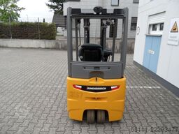 Jungheinrich EFG 216k - neue Batterie - Triplex