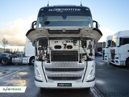 VOLVO FH 460 Globetrotter XL i-Save SideSkirts