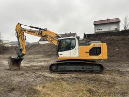 Liebherr R 922 Litronic