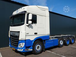 DAF XF 510 8x2 20FT container transport truck