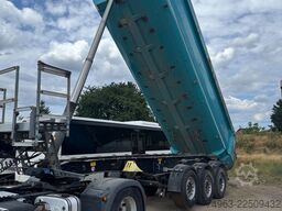 SCHMITZ CARGOBULL SKI 24 SL, Luftachse