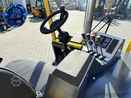 Combilift CB4000 GAS TRIPLEX 8500 FREE LIFT