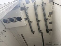 Mercedes-Benz Actros 1843 4x2 Thermo King / Swiss-Vehicle