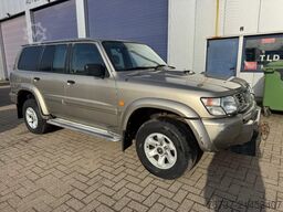 Nissan PATROL **3.0-AIRCO-LONG CHASSIS**