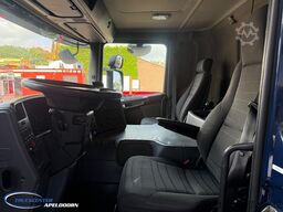 Scania P250 Euro 6, Dhollandia laadklep