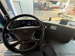 Scania P250 Euro 6, Dhollandia laadklep