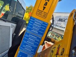AUSA M350h 4X4 - PLOW - SPREADER - KIPPER