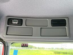 Mercedes-Benz Atego 1326 Tarpaulin/Canvas Body Truck