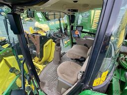 John Deere 8700