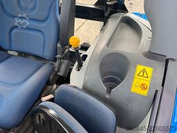 New Holland T4.55