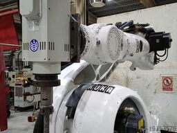 KUKA KR150