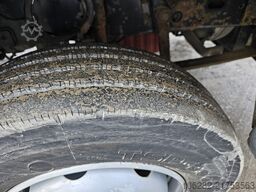 Volvo FL240 4x2 Ladeborwand