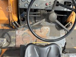 Clark C500 YB135 D
