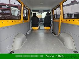 VOLKSWAGEN Crafter Kombi 35 mittel L2H1 Fensterbus Ahk.3,5t