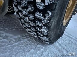 Volvo L70F wheel loader with/ winter and summer tires an