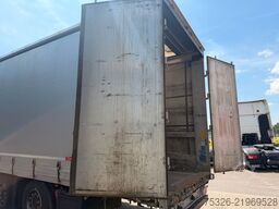 KÖGEL Curtainsider Mega