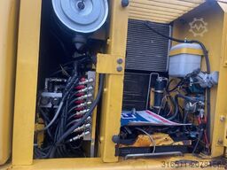 Komatsu PW130-7K