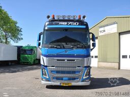 Volvo FH 16.750 6X4+Liftas iParkCool iShift  Alcoa