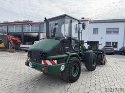 Caterpillar 906