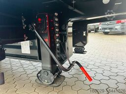 Wiese Gabelstaplertransporter Mega mit Rampen