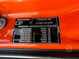 Mercedes-Benz Actros 2845 6X2 HIAB HAAKARM