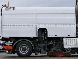 MERCEDES-BENZ Arocs 1840 Straßenkehrmaschine BH 9 Kamera