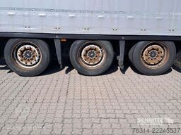 Schmitz Cargobull Curtainsider Mega Getränke