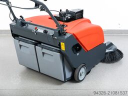 Hako Sweepmaster P800 Benzin - 2017y