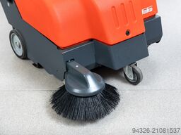 Hako Sweepmaster P800 Benzin - 2017y