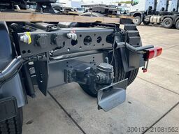 Mercedes-Benz Arocs 4058 AS 6x6 Tractor Head 180T Push Pull E...
