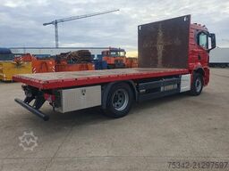 MAN TGS 18.470 Platform