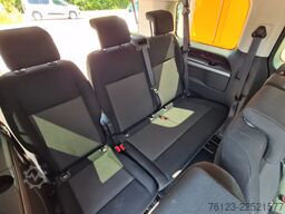Citroën SpaceTourer Opel Zafira Plus M 9 Sitzer