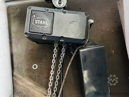 Schwenkkran 500kg Arburg Schwenkkran 500kg mit elektr. Kettenzug, 2006