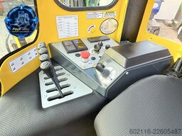 Combilift C4000 DIESEL TRIPLEX 6000 FORK POSITIONE