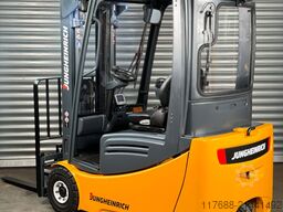 Jungheinrich EFG 218k - nur 3562 Std - Service Neu Batterie 90%