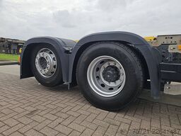 MERCEDES-BENZ ACTROS 2548 6X2 RETARDER WB490