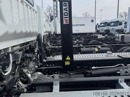 Fuso Canter 7C18 Abrollkipper - 59.990 Euro