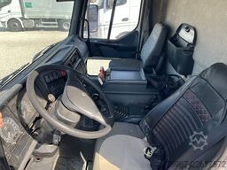 Renault Premium 300