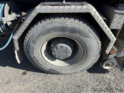 MAN 19.364 FLC 4x2 Kehrmaschine Hecksauger