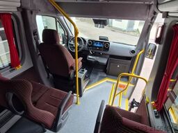 MERCEDES-BENZ Sprinter 517 Heckniederflur Vorlauffahrzeug